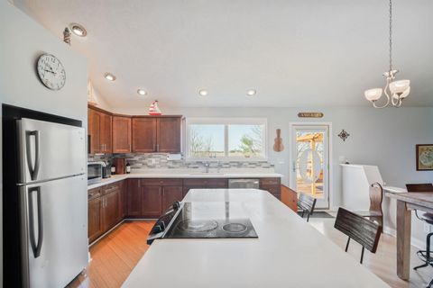 Tiny photo for 13032 S County Road 300 Road, Galveston, IN 46932 (MLS # 202615038)