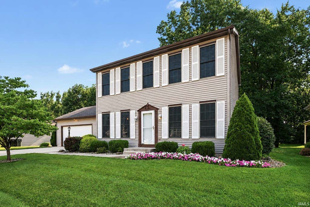 Photo of 4334 Garden Oak Drive, South Bend, IN 46628 (MLS # 202629645)