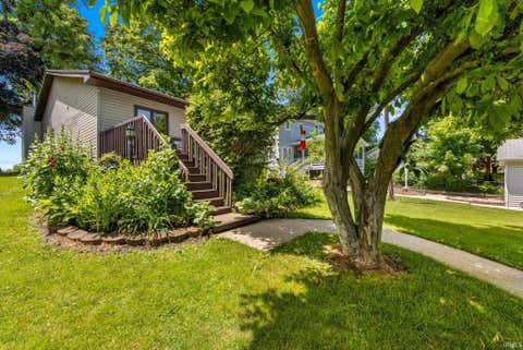 Tiny photo for 5521 N Fish Hatchery Road, Columbia City, IN 46725 (MLS # 202613687)