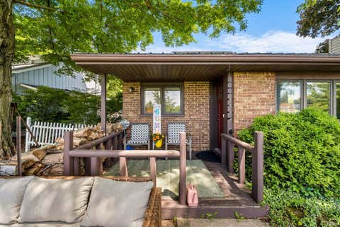 Tiny photo for 5521 N Fish Hatchery Road, Columbia City, IN 46725 (MLS # 202613687)