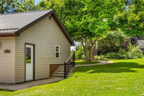 Tiny photo for 5521 N Fish Hatchery Road, Columbia City, IN 46725 (MLS # 202613687)