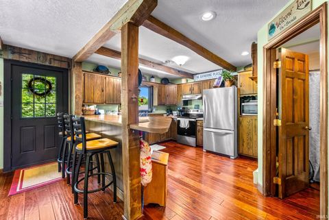 Tiny photo for 5521 N Fish Hatchery Road, Columbia City, IN 46725 (MLS # 202613687)