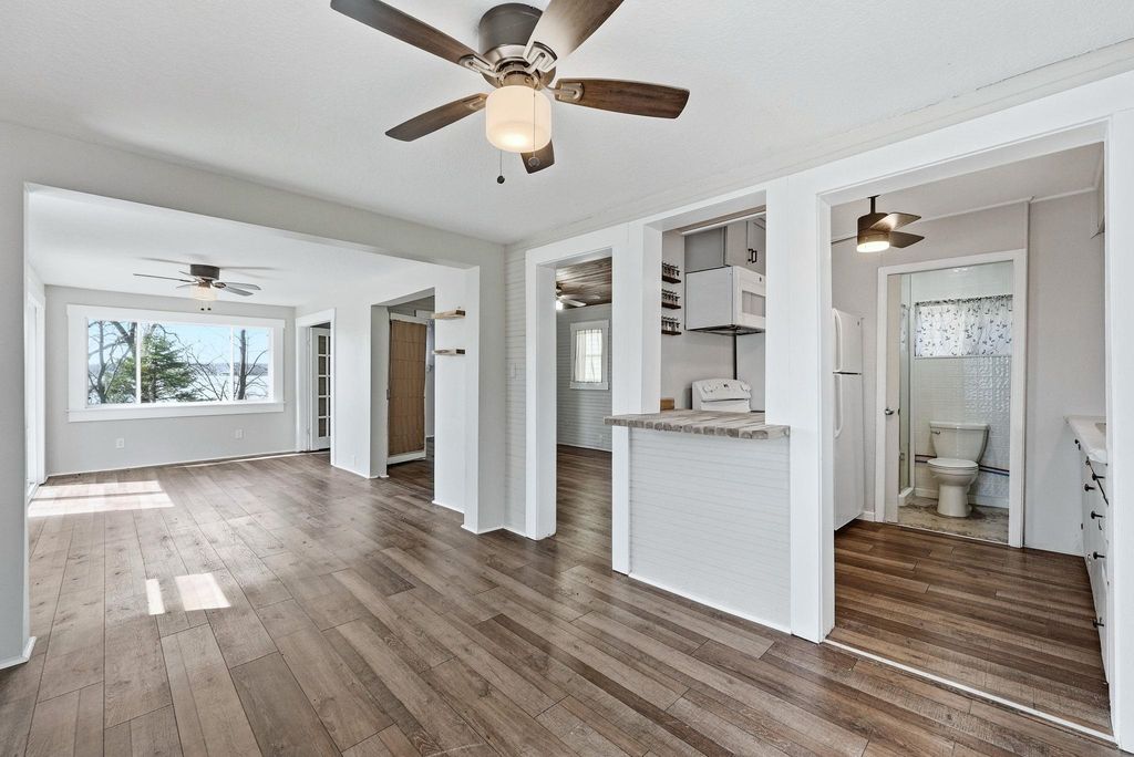 Photo of 780 Lane 120 Hamilton Lk Lk, Hamilton, IN 46742 (MLS # 202612115)