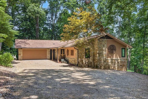 Photo of 626 Town Hill Road East RD, Nashville, IN 47448 (MLS # 202627207)