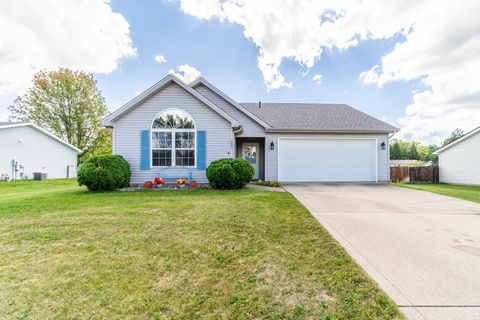 Photo of 603 Follett Lane, Fremont, IN 46737 (MLS # 202539940)