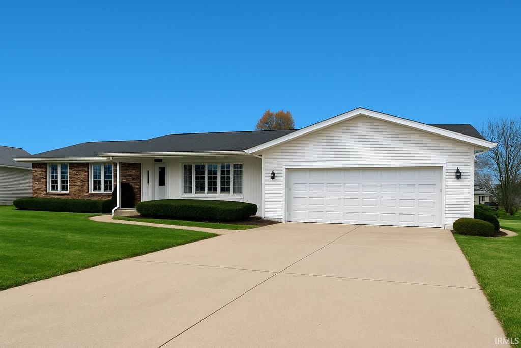 Photo of 1346 Stuckistrasse Street, Berne, IN 46711 (MLS # 202546715)