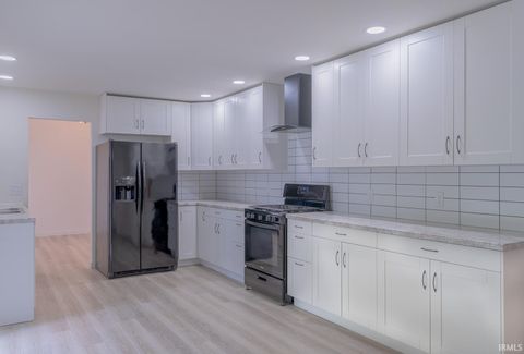 Tiny photo for 51843 Trowbridge Lane, South Bend, IN 46637 (MLS # 202538442)