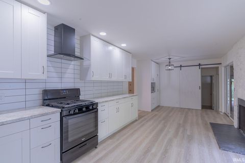 Tiny photo for 51843 Trowbridge Lane, South Bend, IN 46637 (MLS # 202538442)