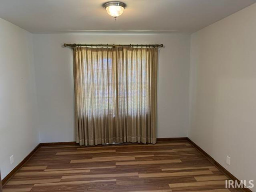 Photo of 1424 Continental Drive, Evansville, IN 47715 (MLS # 202618090)