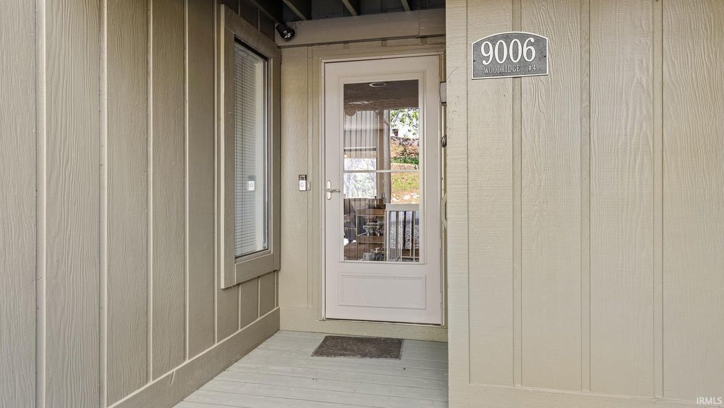 Photo of 9006 Pointe Ridge Lane #4, Bloomington, IN 47401 (MLS # 202613718)