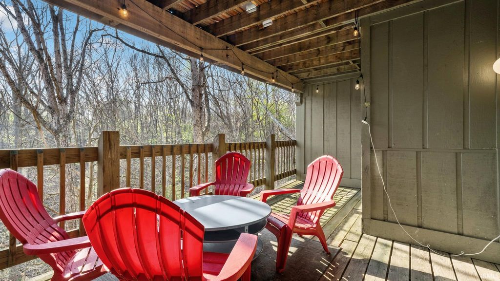 Photo of 9006 Pointe Ridge Lane #4, Bloomington, IN 47401 (MLS # 202613718)