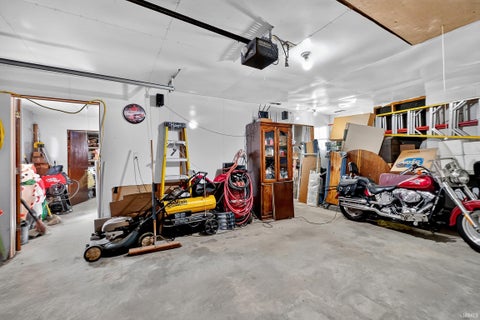 Tiny photo for 8264 W 600 Road, Tipton, IN 46072 (MLS # 202643310)