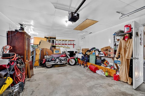 Tiny photo for 8264 W 600 Road, Tipton, IN 46072 (MLS # 202643310)