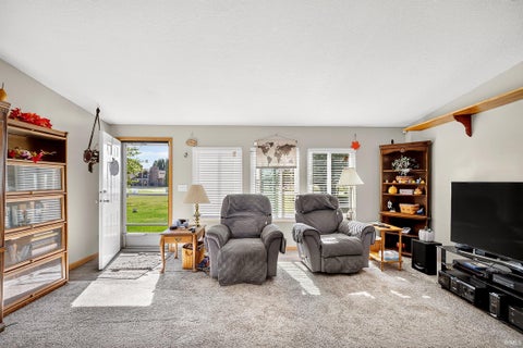 Tiny photo for 8264 W 600 Road, Tipton, IN 46072 (MLS # 202643310)