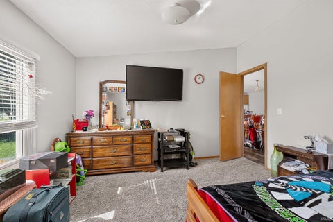 Tiny photo for 8264 W 600 Road, Tipton, IN 46072 (MLS # 202643310)