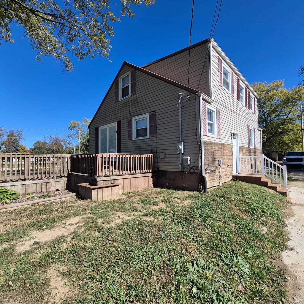 Photo of 3425 S Dayton Avenue, Muncie, IN 47302 (MLS # 202539010)