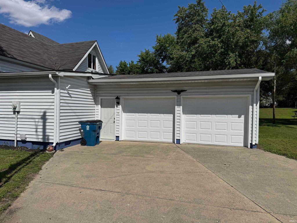 Photo of 310 W Main Street, Oaktown, IN 47561 (MLS # 202618652)