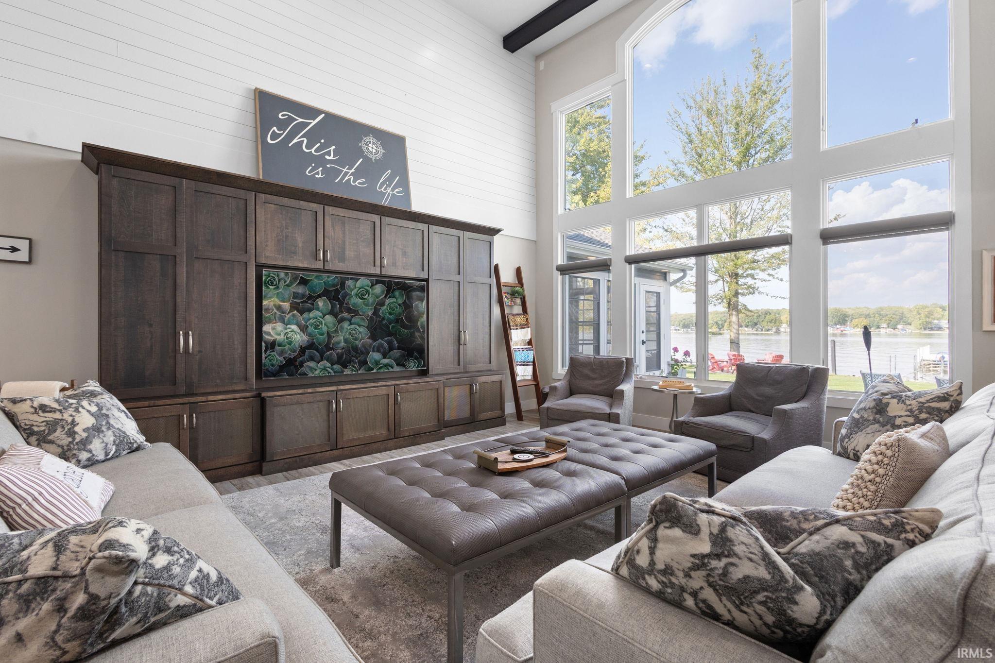 Wolcottville, Indiana 46795, United States, 6 Bedrooms Bedrooms, ,5 BathroomsBathrooms,Residential,Active,222171