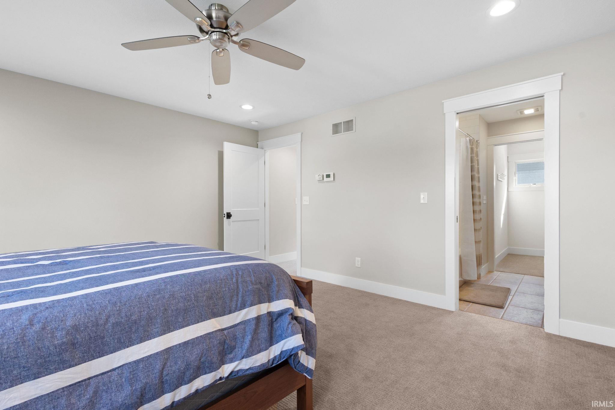 Wolcottville, Indiana 46795, United States, 6 Bedrooms Bedrooms, ,5 BathroomsBathrooms,Residential,Active,222171