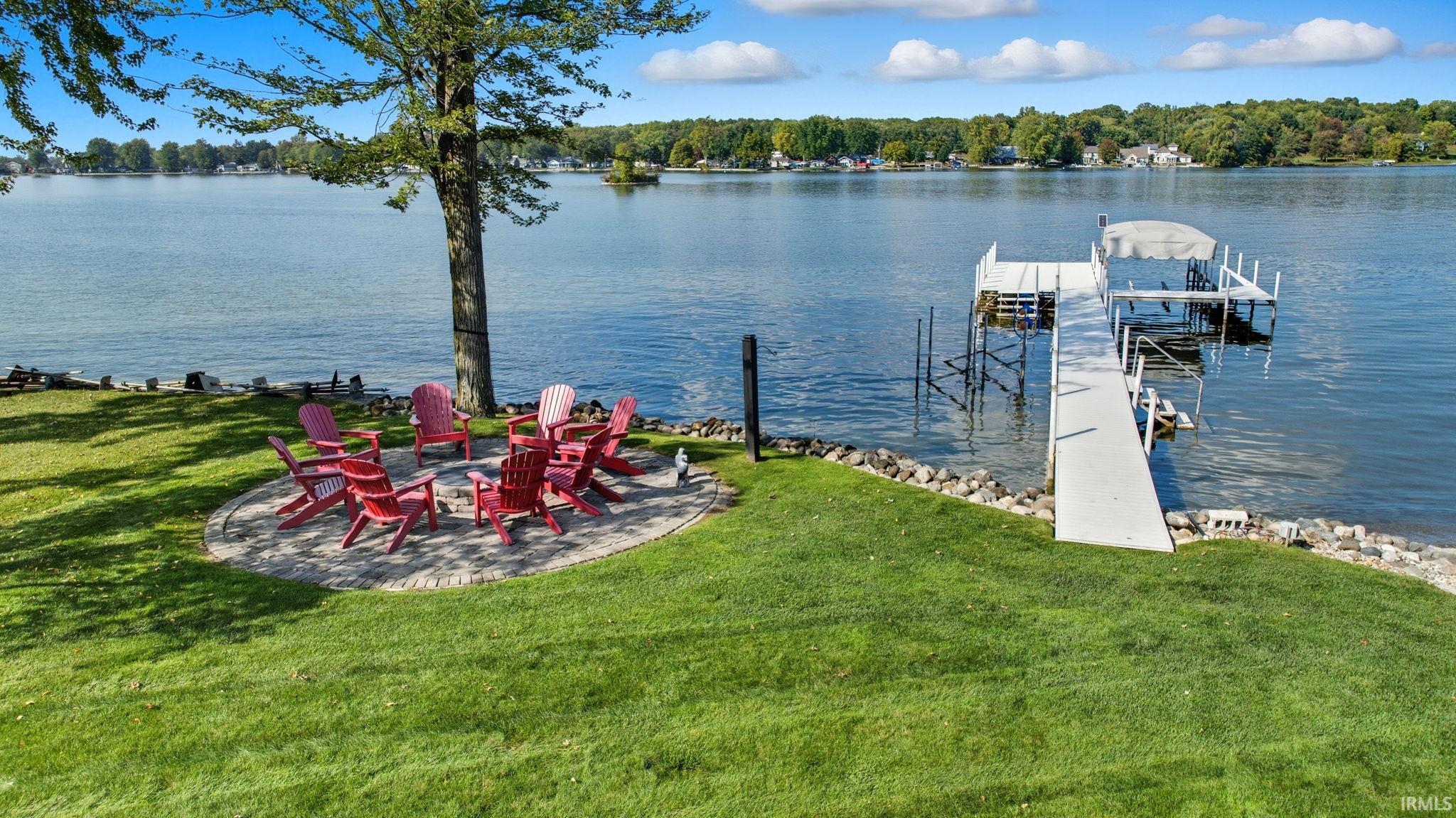 Wolcottville, Indiana 46795, United States, 6 Bedrooms Bedrooms, ,5 BathroomsBathrooms,Residential,Active,222171