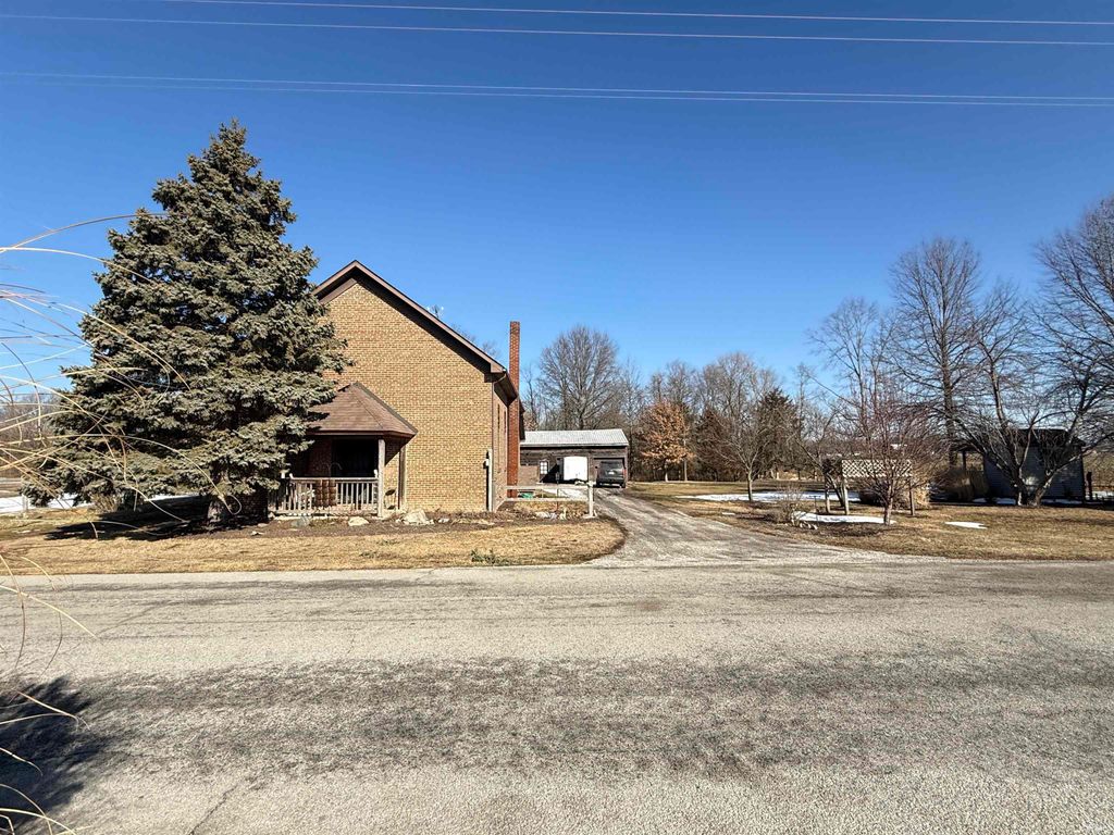 Photo of 10712 E 200 N Highway, Lafayette, IN 47905 (MLS # 202604534)