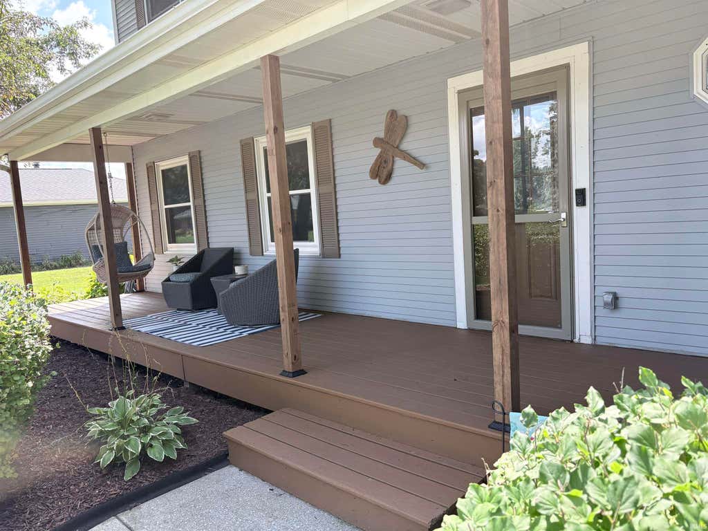 Photo of 51530 Creekside Drive, Granger, IN 46530 (MLS # 202632313)