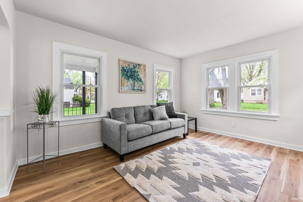 Photo of 4134 Warsaw Street, Fort Wayne, IN 46806 (MLS # 202613691)