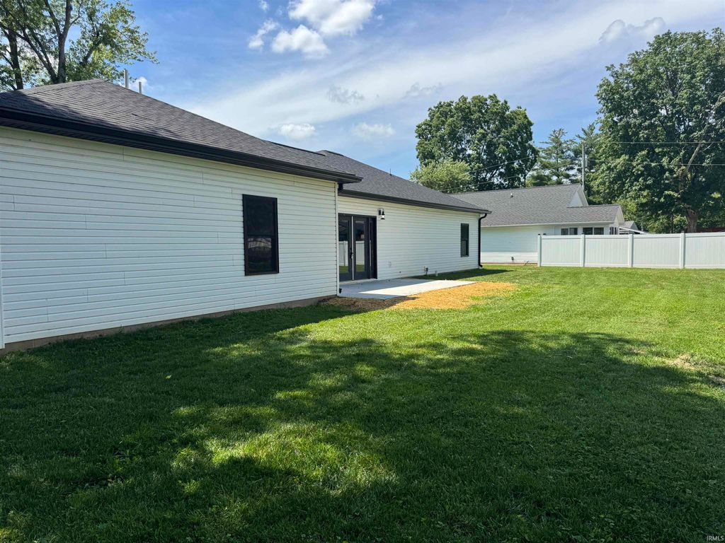 Photo of 4035 N Maple Street, Richland, IN 47634 (MLS # 202625951)