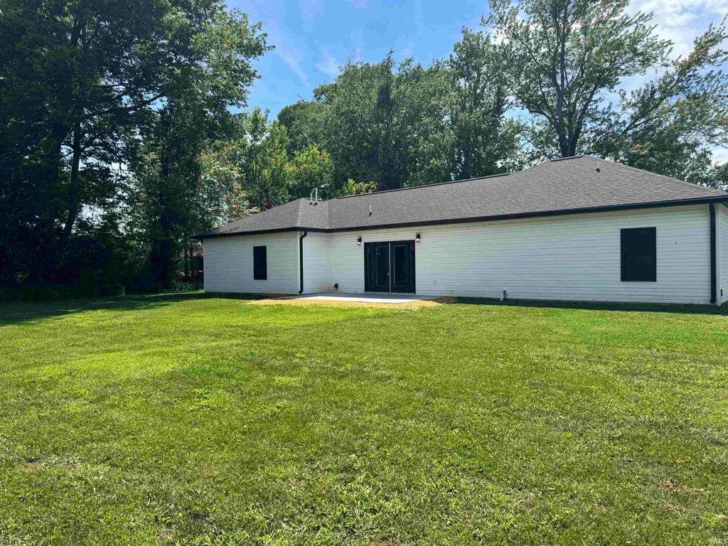 Photo of 4035 N Maple Street, Richland, IN 47634 (MLS # 202625951)