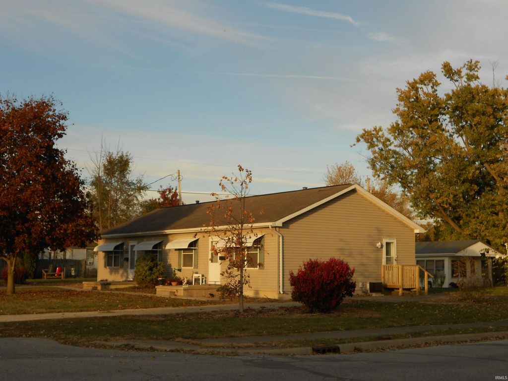 Photo of 553 &amp; 555 May Street #2, Peru, IN 46970 (MLS # 202547892)