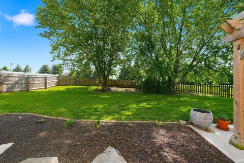 Tiny photo for 12426 Sonoma Drive, Fort Wayne, IN 46818 (MLS # 202619562)