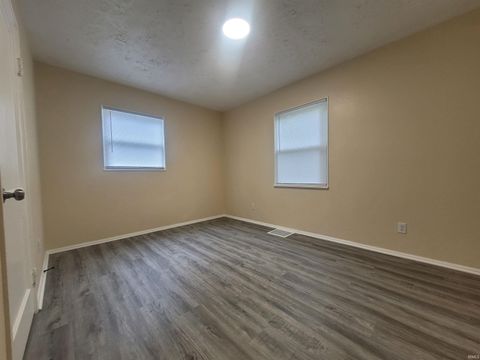 Tiny photo for 1107 Wayne Terrace, Lafayette, IN 47904 (MLS # 202622350)