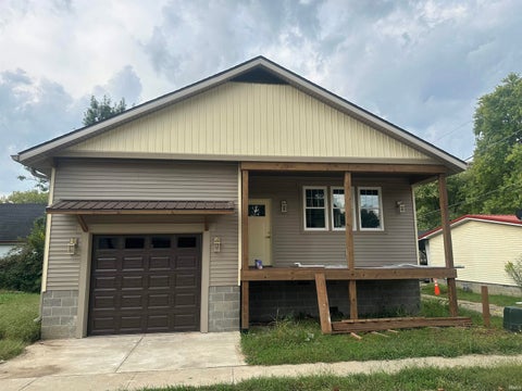 Photo of 48 W Clay Street, Spencer, IN 47460 (MLS # 202628087)