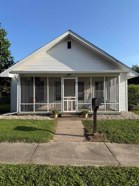 Photo of 255 E Mechanic Street, Bloomfield, IN 47424 (MLS # 202625982)