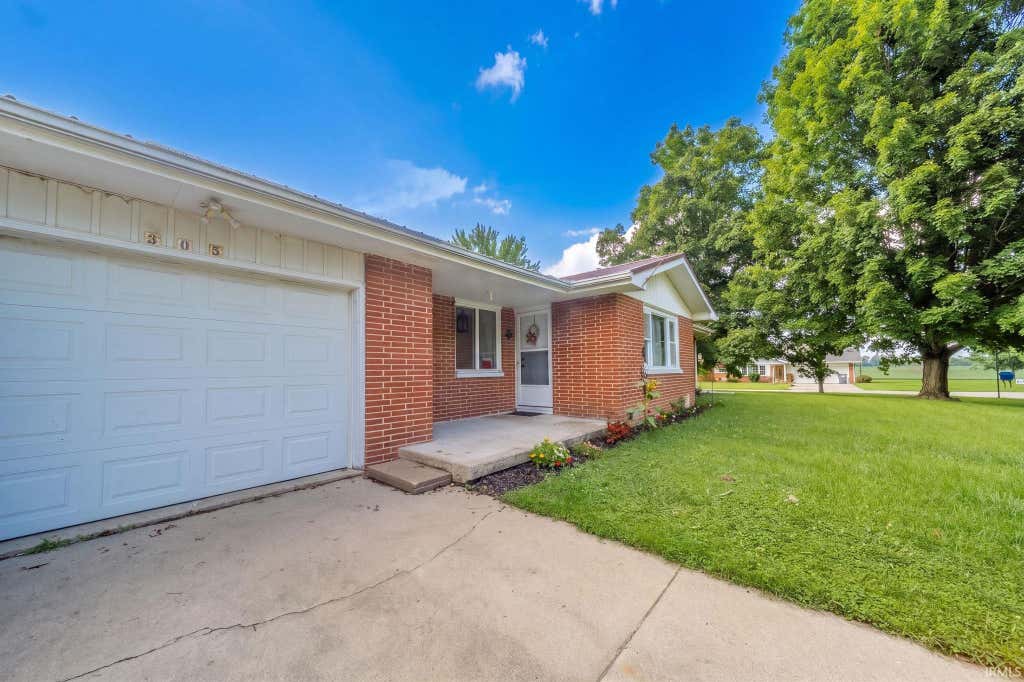 Photo of 305 N Ellis Road, Muncie, IN 47303 (MLS # 202633787)