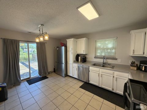 Tiny photo for 1921 W Misty Autumn Court, Kokomo, IN 46901 (MLS # 202626758)