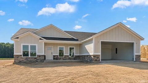 Photo of 4627 N Thomas Road, Bloomington, IN 47404 (MLS # 202637933)