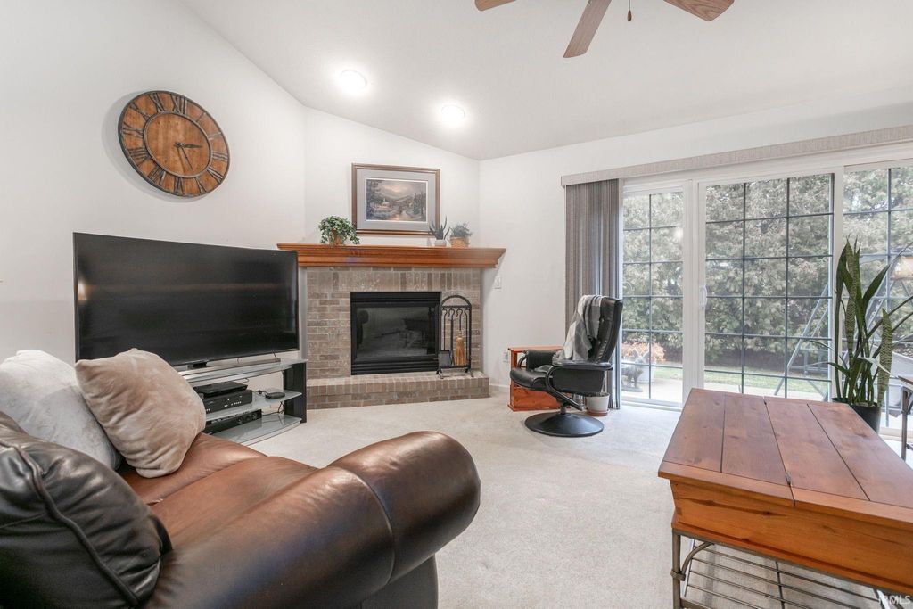 Photo of 5508 Zappia Drive, Mishawaka, IN 46545 (MLS # 202607415)