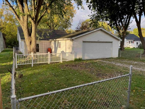 Tiny photo for 605 W 9th Street, Rochester, IN 46975 (MLS # 202643105)