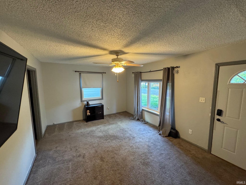 Photo of 605 W 9th Street, Rochester, IN 46975 (MLS # 202643105)