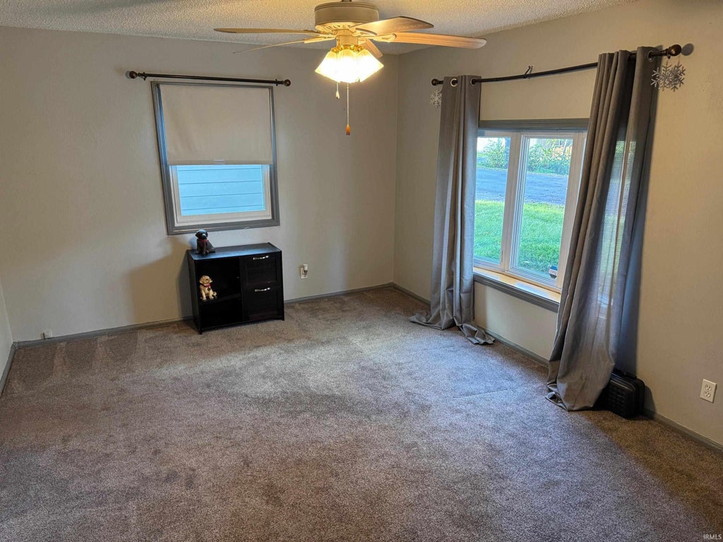 Photo of 605 W 9th Street, Rochester, IN 46975 (MLS # 202643105)