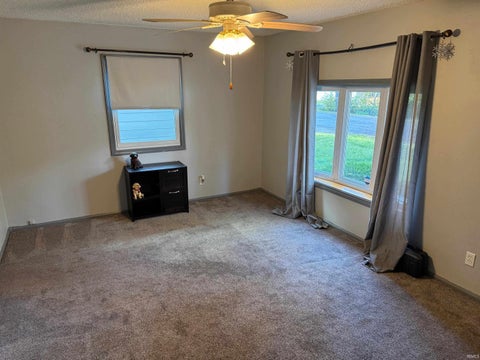 Tiny photo for 605 W 9th Street, Rochester, IN 46975 (MLS # 202643105)