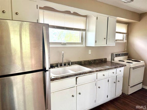 Tiny photo for 1916 W White River Boulevard, Muncie, IN 47303 (MLS # 202643588)