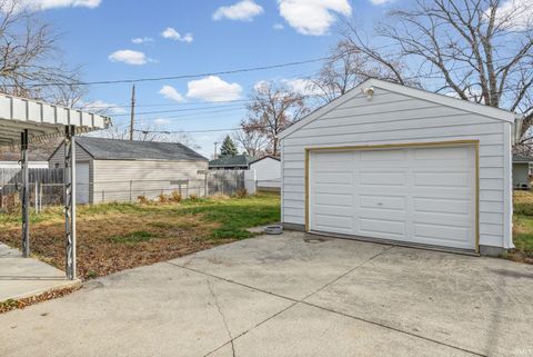 Tiny photo for 2541 Edgelea Drive, Lafayette, IN 47909 (MLS # 202547575)