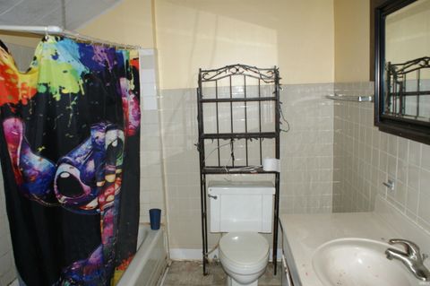 Tiny photo for 415 W Broadway Street, Kokomo, IN 46901 (MLS # 202611936)