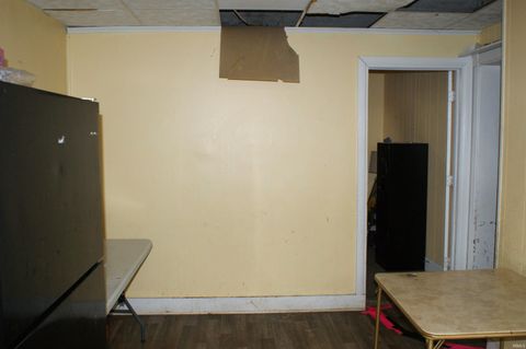 Tiny photo for 415 W Broadway Street, Kokomo, IN 46901 (MLS # 202611936)