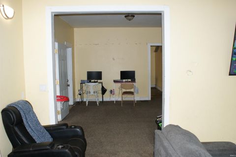 Tiny photo for 415 W Broadway Street, Kokomo, IN 46901 (MLS # 202611936)