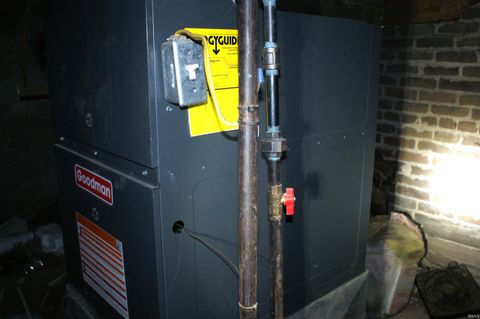 Tiny photo for 415 W Broadway Street, Kokomo, IN 46901 (MLS # 202611936)