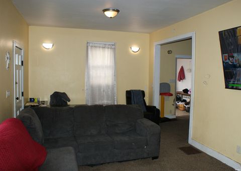 Tiny photo for 415 W Broadway Street, Kokomo, IN 46901 (MLS # 202611936)