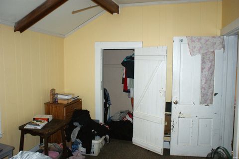 Tiny photo for 415 W Broadway Street, Kokomo, IN 46901 (MLS # 202611936)